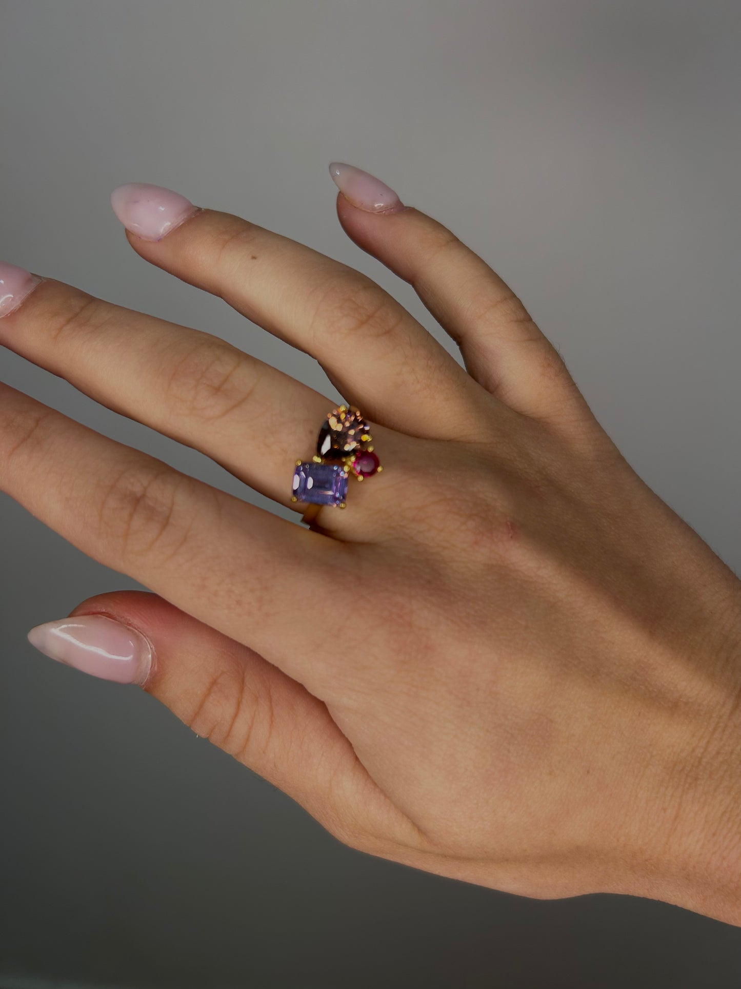 Gem ring