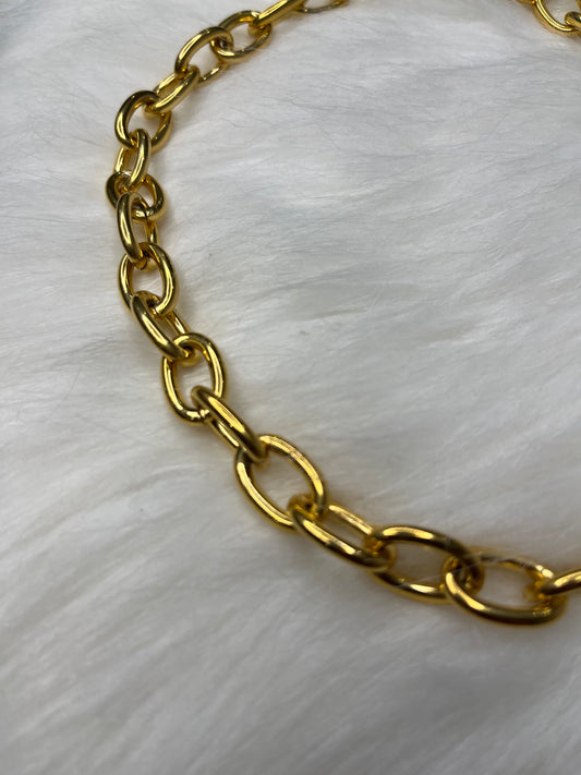 Glow Chain gold necklace