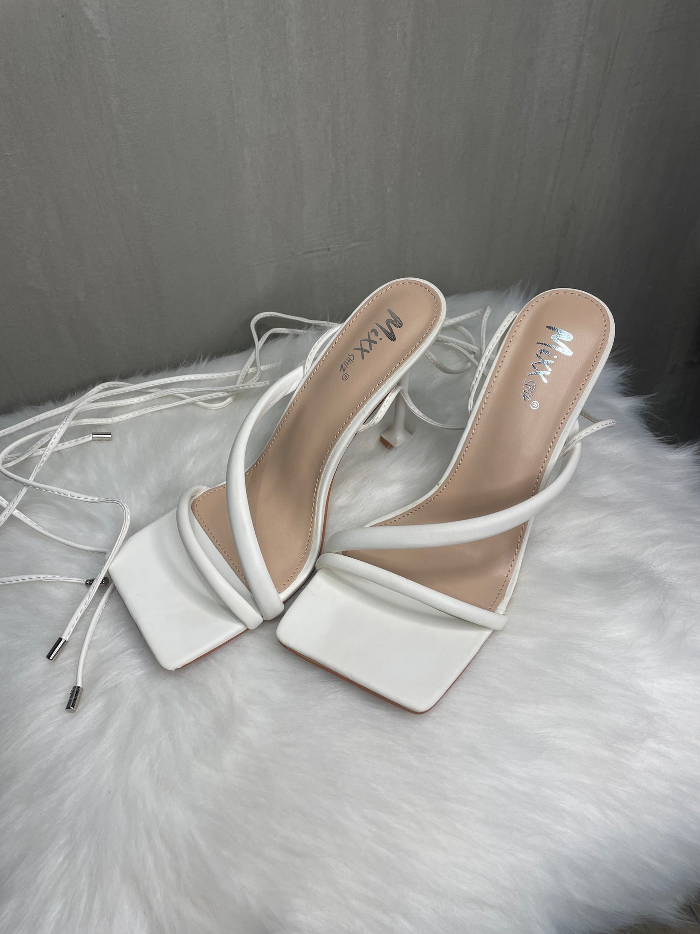 Snow White heels