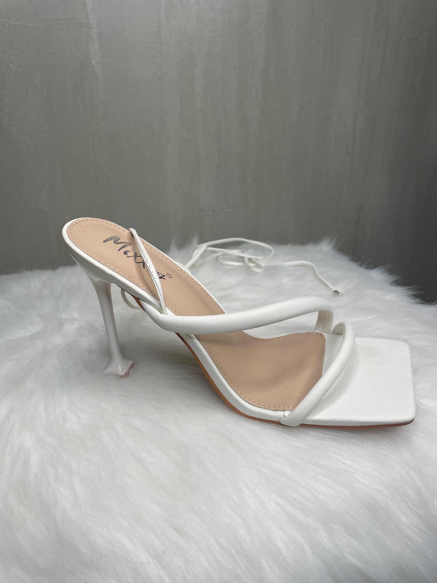 Snow White heels