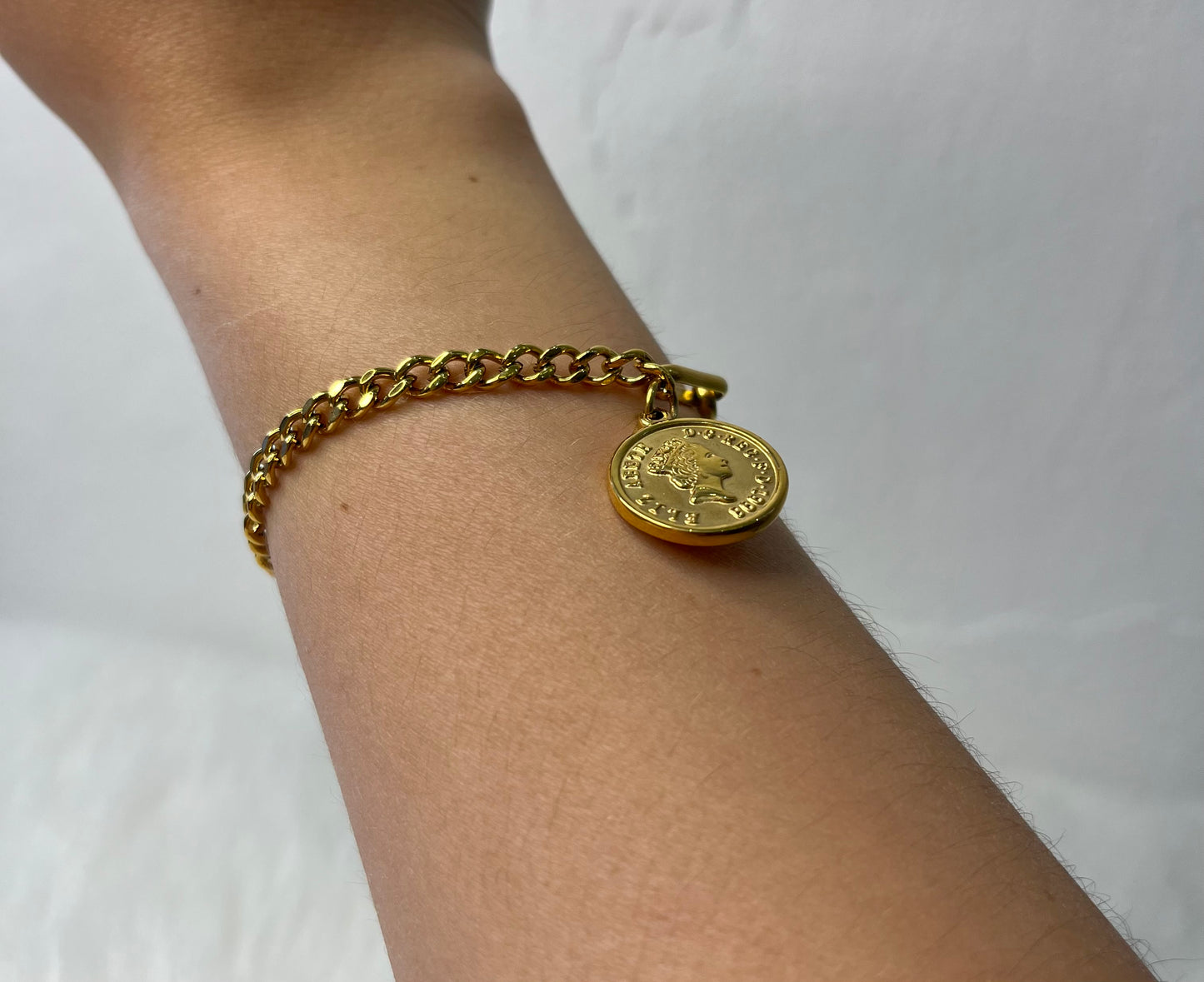 Elizabeth bracelet