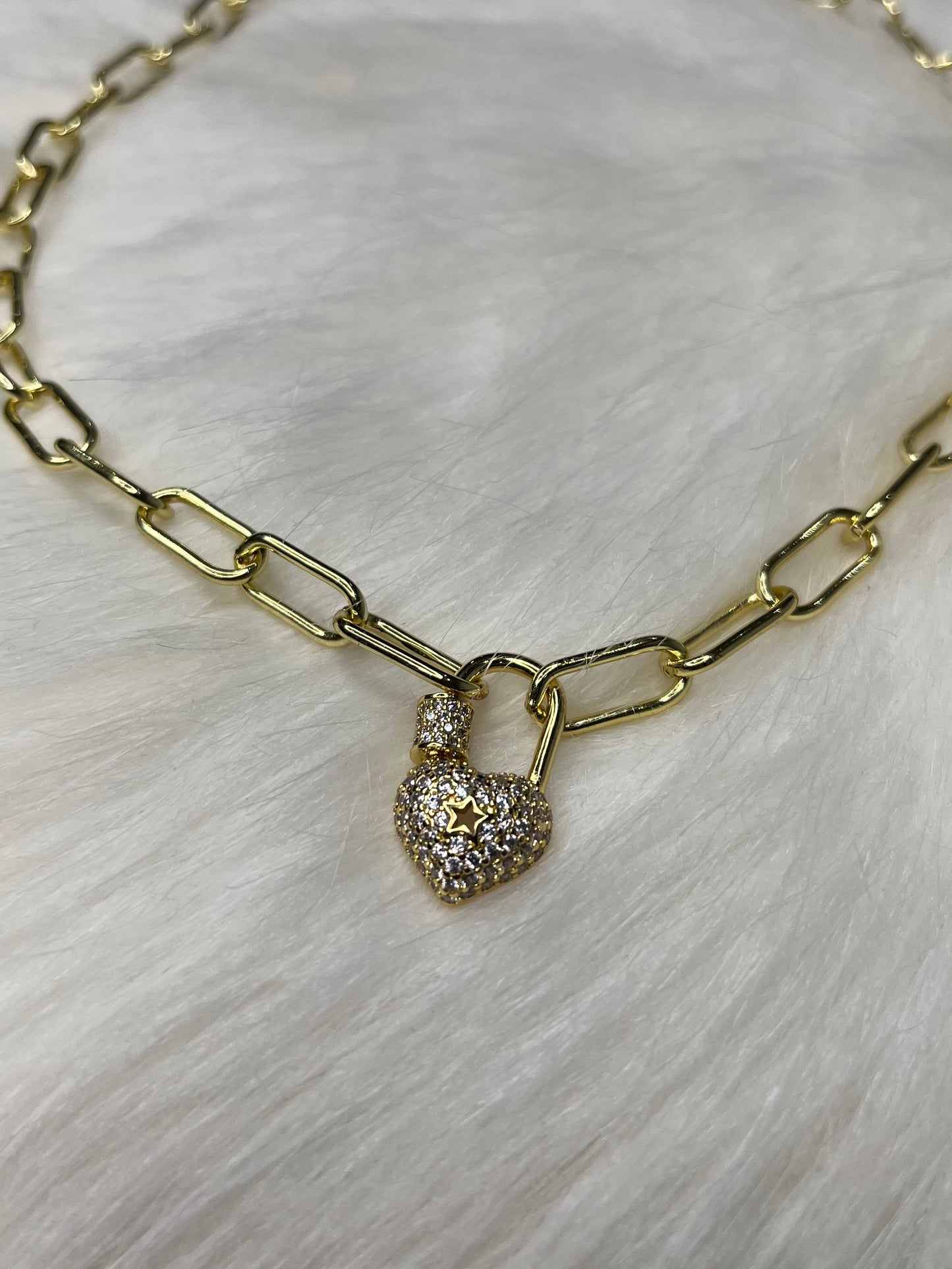 Marie heart necklace