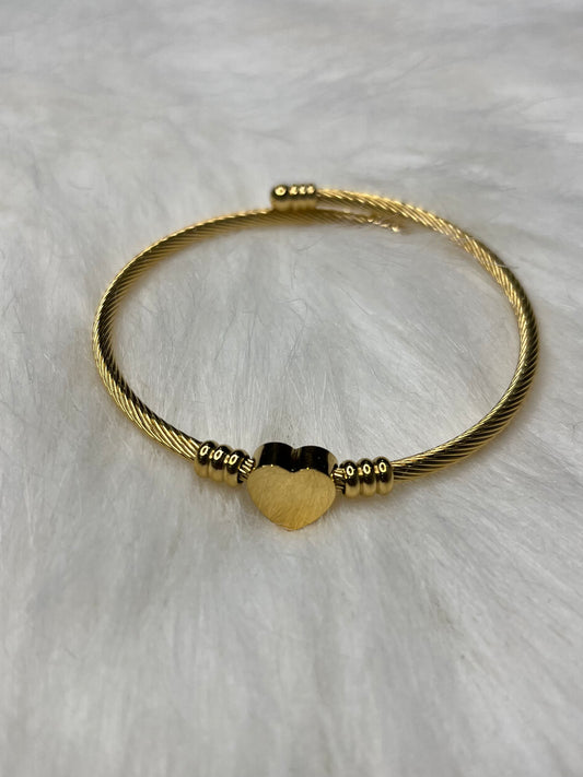 Heart bracelet