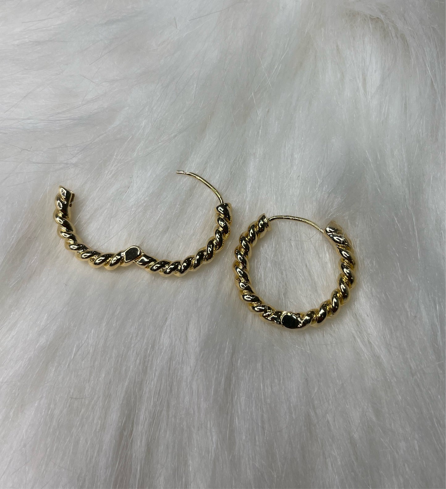 Gold Frida Hoops