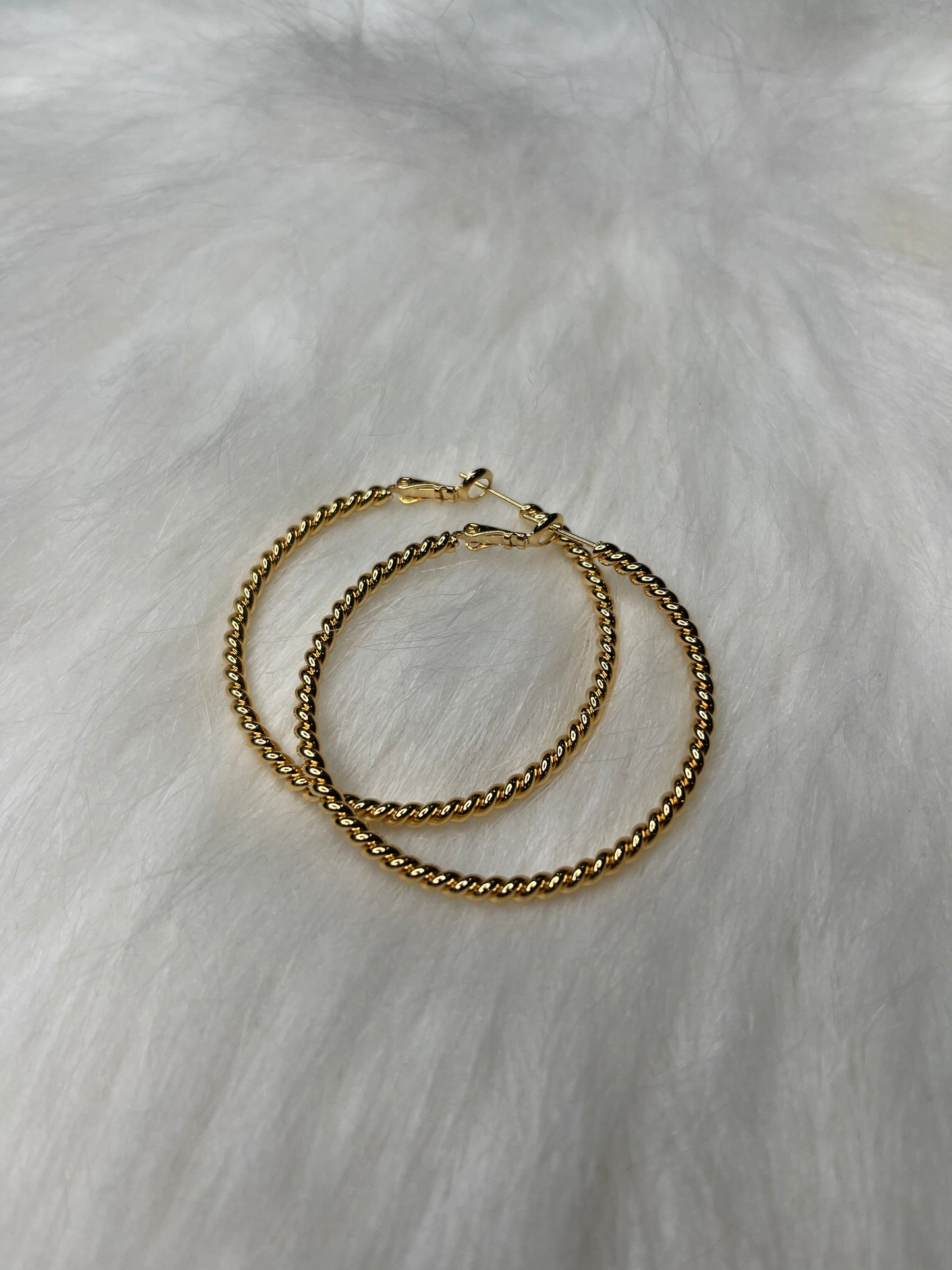 Stella Hoops